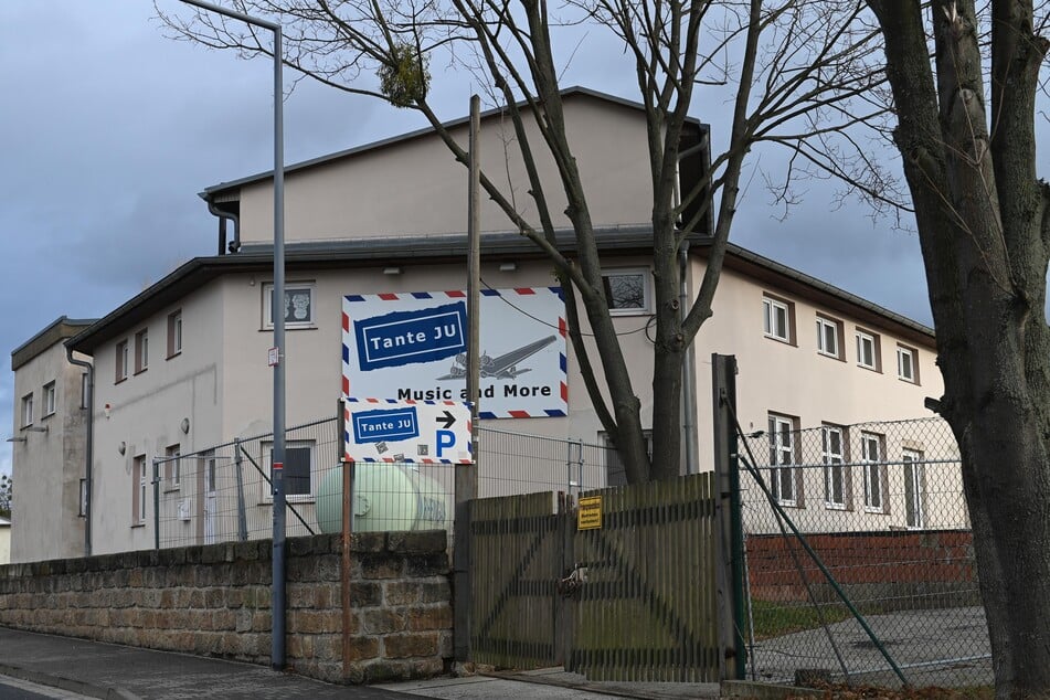 Statt auf große Hallen setzt Vanessa Mai auf Club-Atmosphäre. Am Sonntag spielt die Schlagersängerin im Tante Ju.