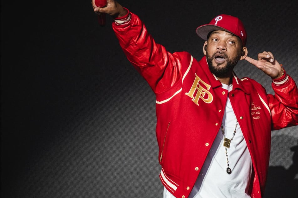 "Gettin' Jiggy" en el parque urbano: Will Smith sorprende con intérprete en el escenario