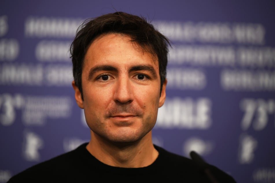 Regisseur Ilker Çatak (42) läuft mit seinem neuen Film "Gelbe Briefe" im Wettbewerb der Berlinale.