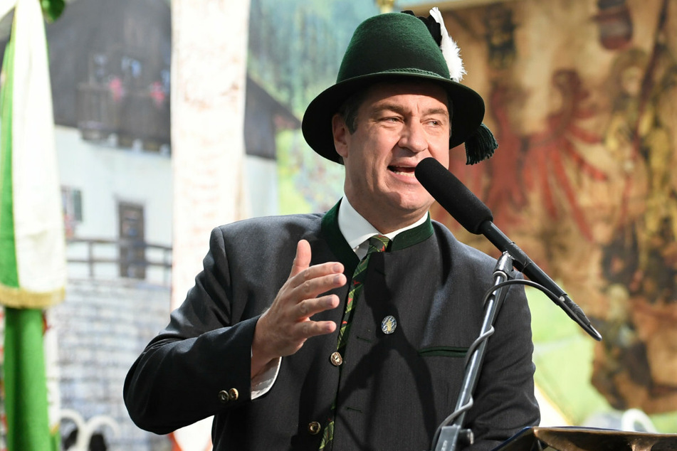 Bayerns Ministerpräsident Markus Söder (55, CSU) war als Festredner beim Patronatstag in Aschau im Chiemgau vor Ort.