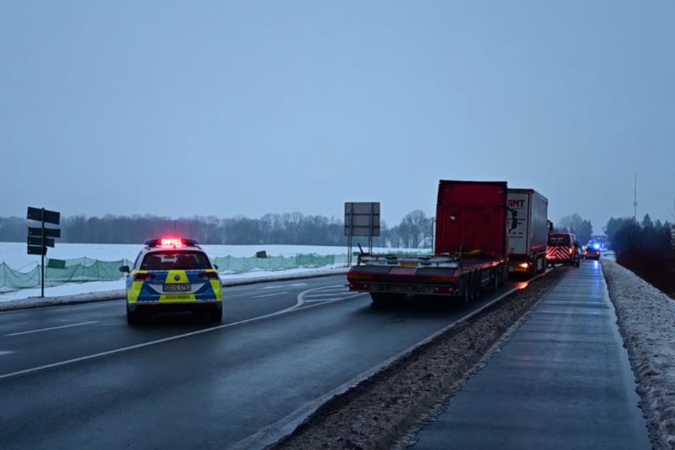 Zur Unfallursache ermittelt nun die Polizei.