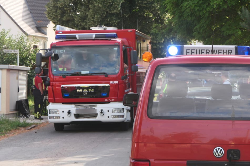 Wie TAG24 von vor Ort erfuhr, konnten einige Einsatzkräfte gegen 18.20 Uhr langsam wieder abrücken.