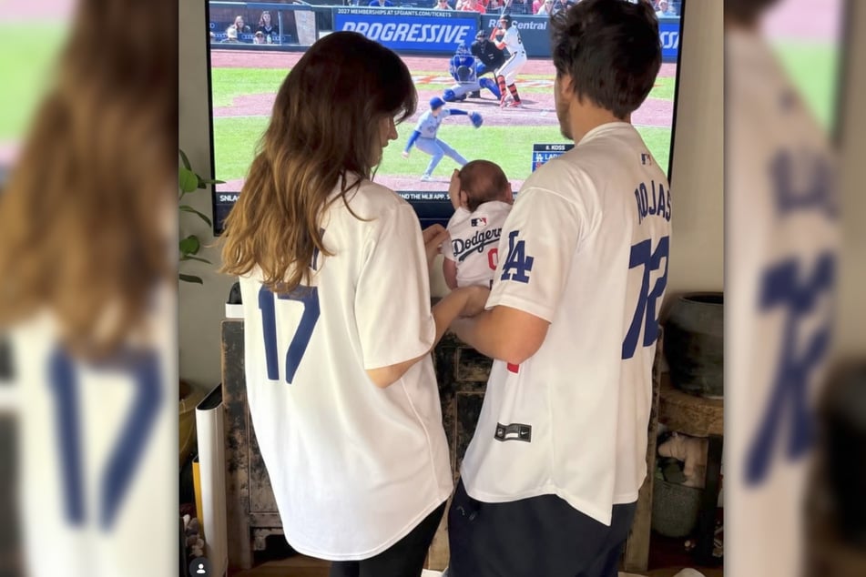 Barbara Palvin (32) und Dylan Sprouse (34) sind Eltern einer kleinen Tochter geworden.