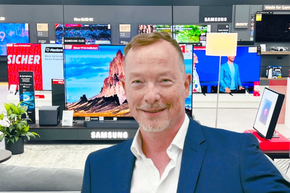 Stefan Grundke lädt am Freitag (19.9.) in seinen "neuen" MediaMarkt mit vielen Sonderangeboten.