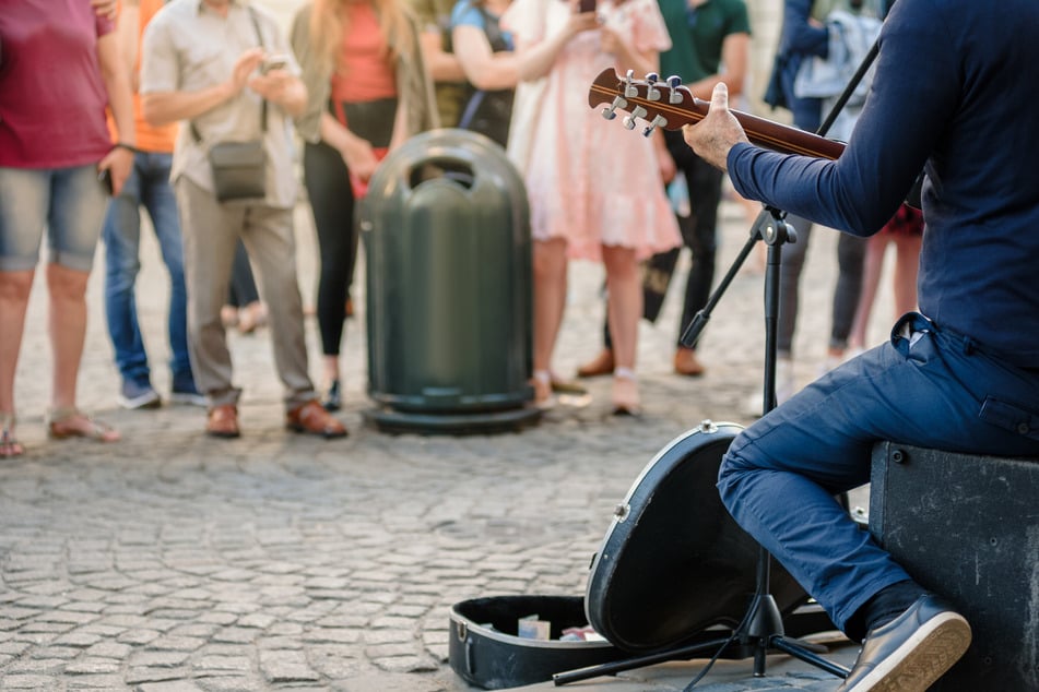 Bei der 11. Kulturnacht finden am gesamten Breiten Weg Musik- und Tanzveranstaltungen statt. (Symbolbild)