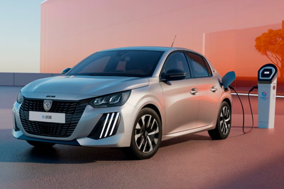 Abbildung zeigt Sonderausstattung.