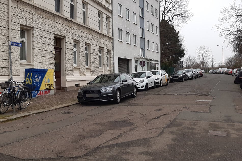Die Tat ereignete sich in der Güntzstraße nahe der S-Bahnhaltestelle Stötteritz.