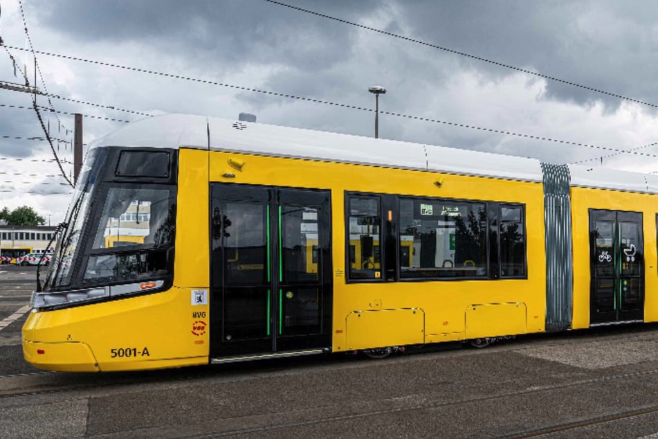 Die neuen Bahnen des Typs "Urbanliner" sind 50 Meter lang.