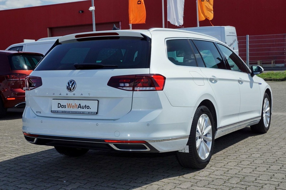 VW Passat für 281 Euro/Monat