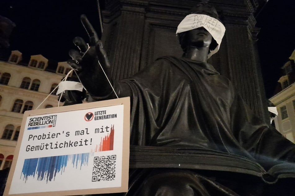 Auch diese Statue konnte nichts mehr sehen.