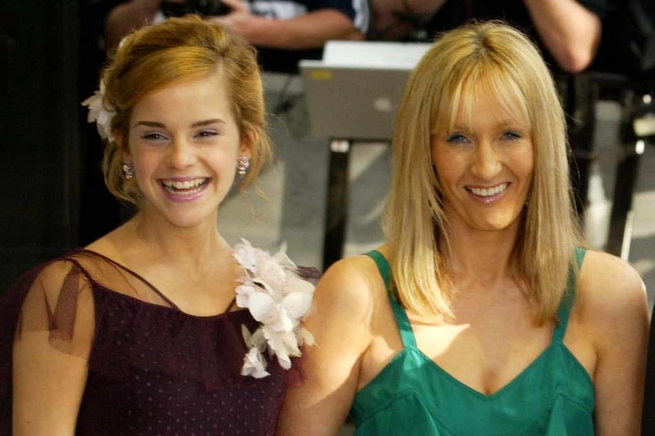 Emma Watson (l.) and JK Rowling (r.) arrive at the premiere for Harry Potter and the Prisoner of Azkaban at Leicester Square, London on May 30, 2004.