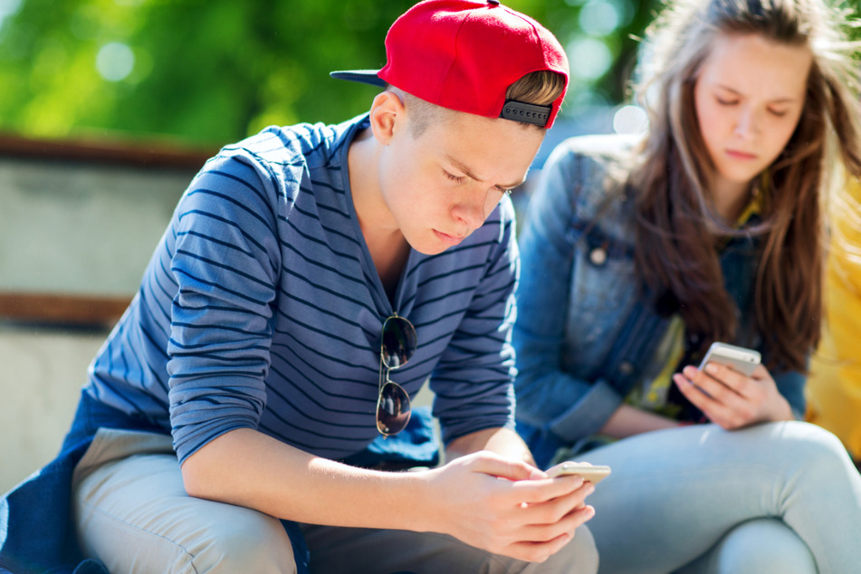 Mehr Daten, weniger Kosten: Hier sparen Junge Leute beim Handy-Vertrag richtig