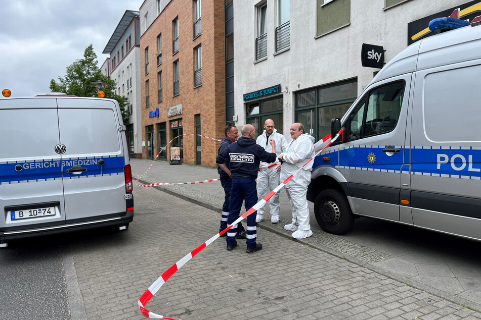 Nach Bluttat vor Bar in Hellersdorf: Angeklagte kündigen Aussagen an