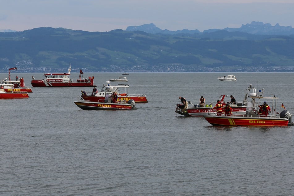 250 Einsatzkräfte suchen nach vermisstem Mann im Bodensee!