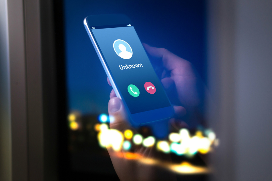 Immer wieder nutzen Trickbetrüger das Telefon für ihre fiesen Maschen. In diesen Fällen hatten sie zum Glück kein Erfolg. (Symbolbild)