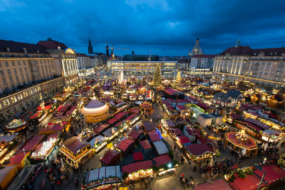 Der Striezelmarkt soll auch in diesem Jahr stattfinden - mit entsprechenden Ausnahmen in der Corona-Schutzverordnung. (Symbolfoto)