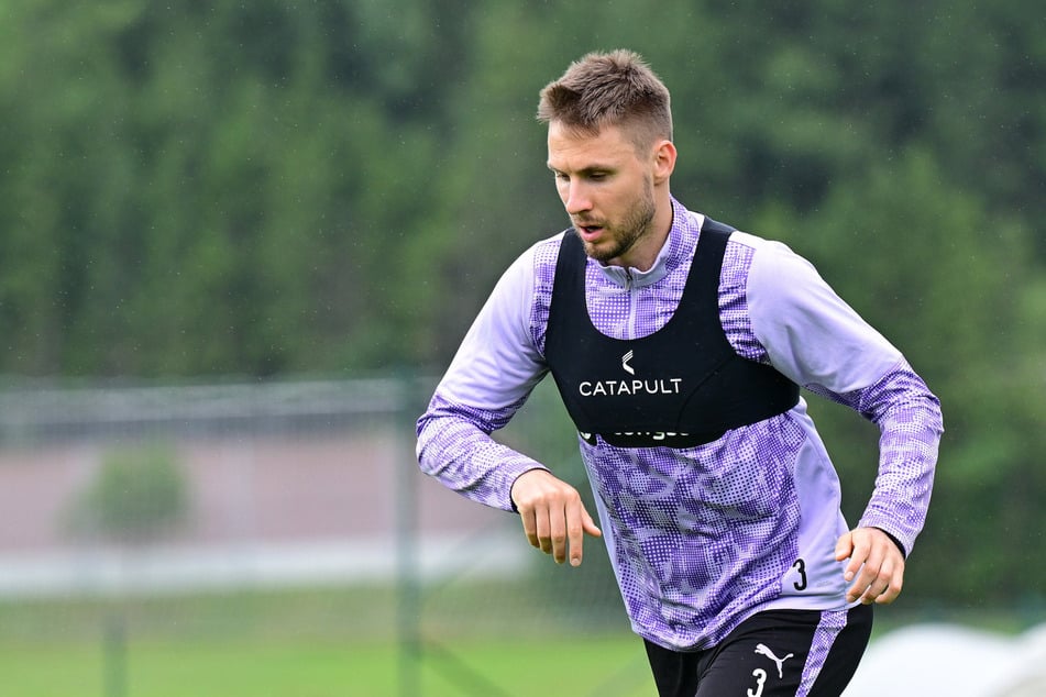 Lange Zeit war für Karol Mets nur Training angesagt. Am Samstagabend gab er nach elf Monaten Pause sein Comeback.