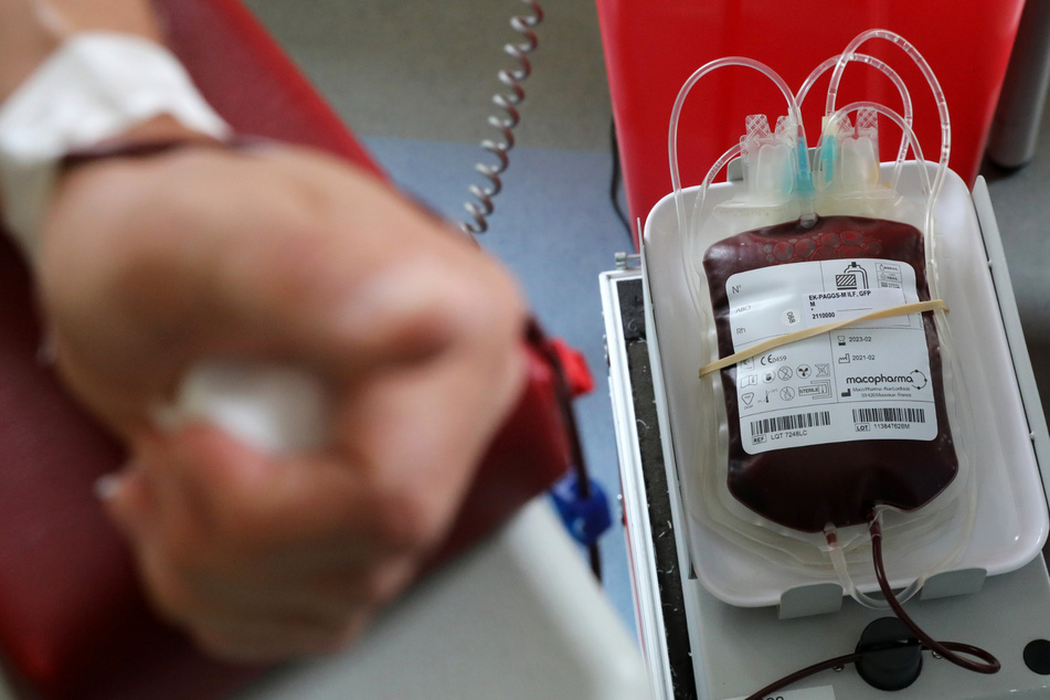 Blutspenden ist künftig unabhängig von der sexuellen Orientierung möglich.