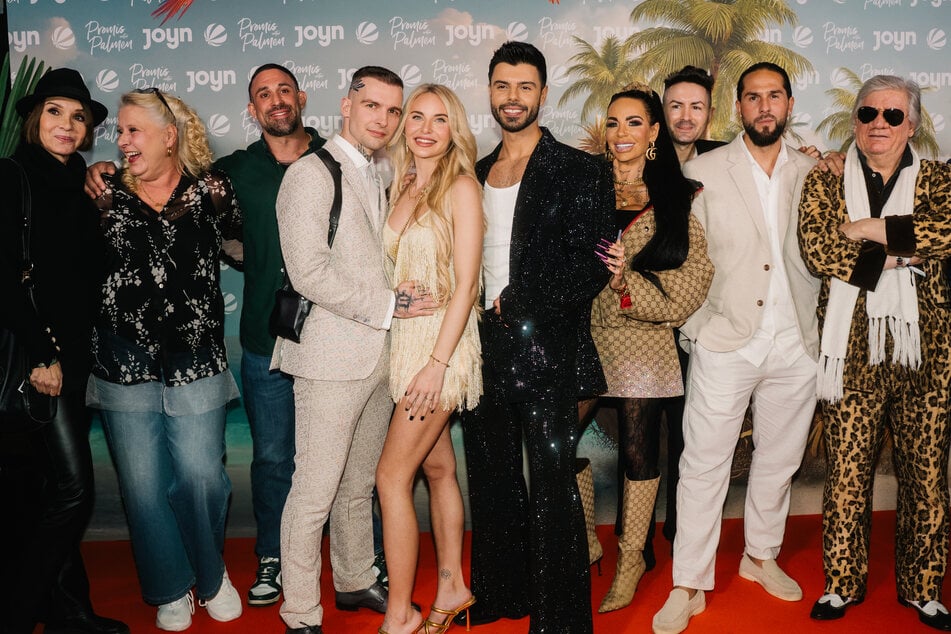 Der komplette Cast von "Promis unter Palmen" auf einen Blick.