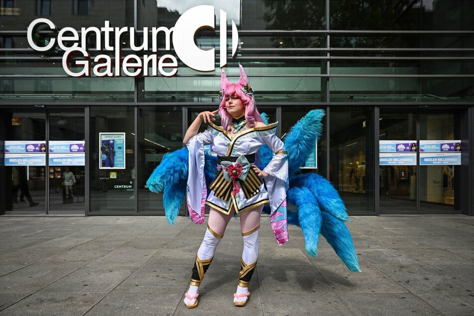 Paiclyacosplay (27) hat sich in Ahri aus League of Legends verwandelt - sie ist beim Festival in der Centrum Galerie zu finden.
