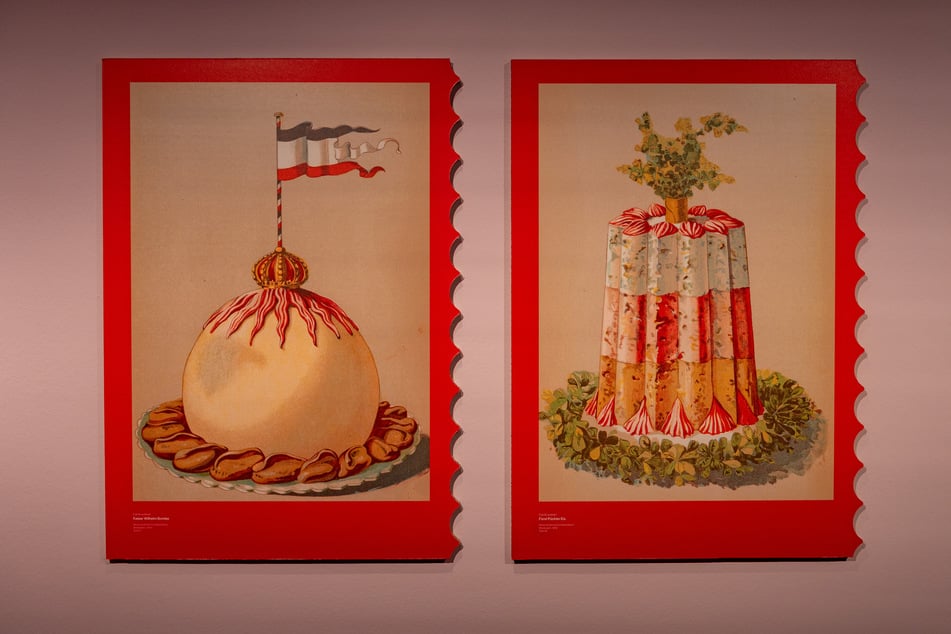 Historische Desserts von 1909: links eine "Kaiser Wilhelm Bombe", rechts Fürst-Pückler-Eis.