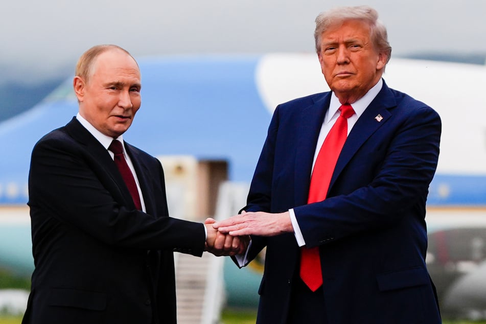 Zerbricht die Freundschaft zwischen US-Präsident Donald Trump (79, r.) und dem russischen Präsidenten Wladimir Putin (73) jetzt?