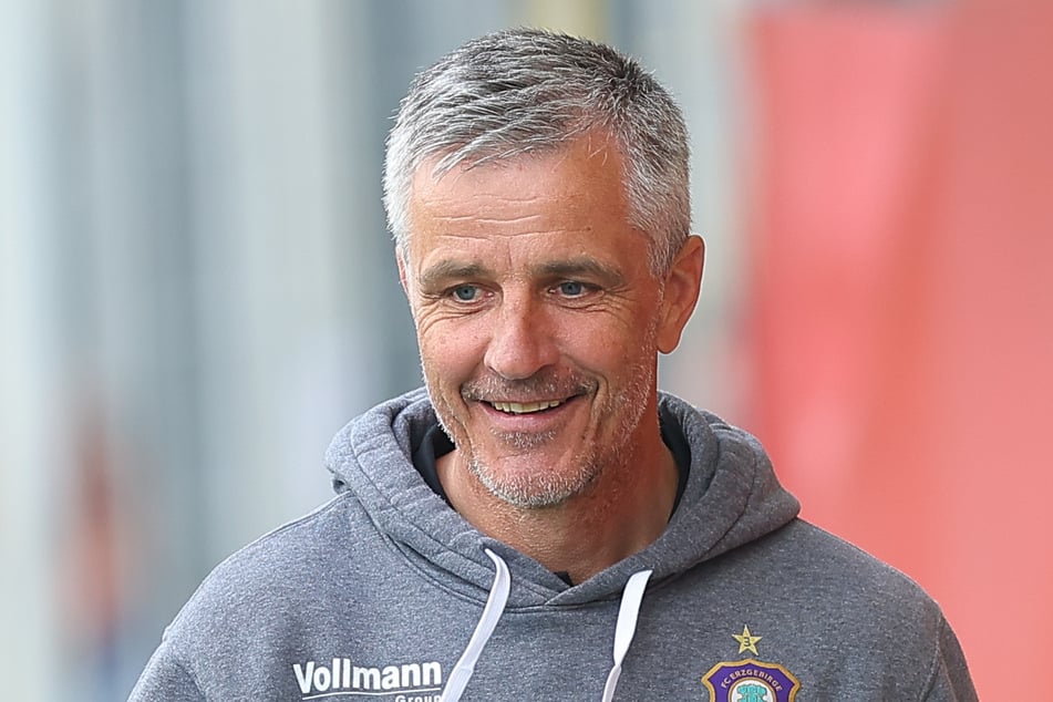 FCE-Trainer Jens Härtel (56) will gegen Cottbus nicht mehr rotieren.
