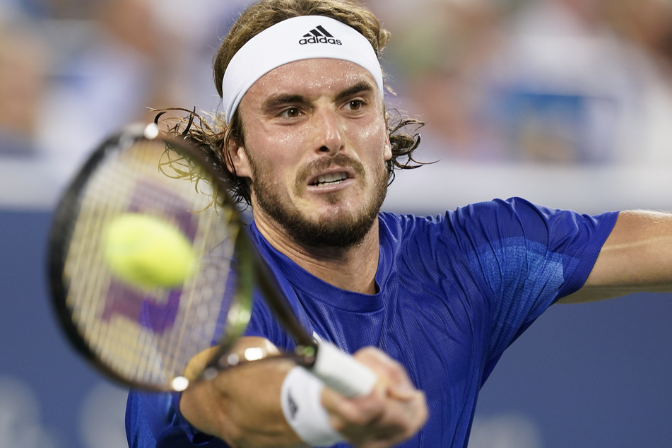 Zu lang auf dem Klo: Tennis-Star Tsitsipas wird wegen Pinkel-Pause ausgebuht!