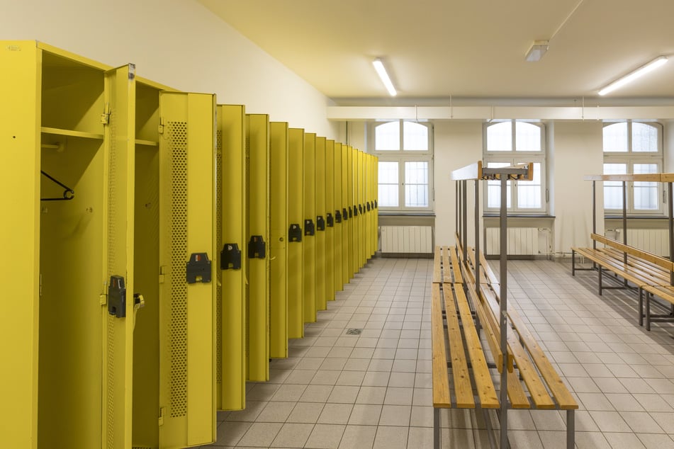 Wie lange die Umkleide noch genutzt werden kann, ist unklar.