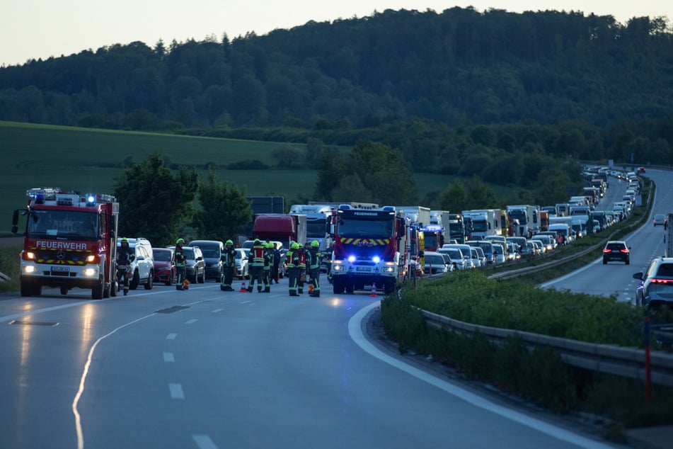 Die A4 in Fahrtrichtung Görlitz wurde zwischenzeitlich voll gesperrt.