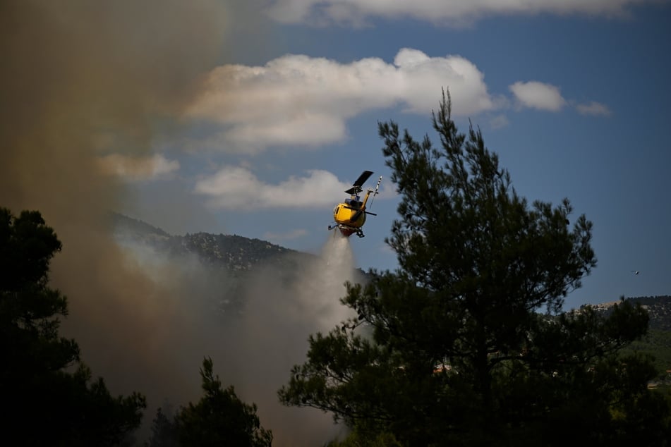 Beim Kampf gegen Flammen sind am Sonntag in Griechenland zwei Hubschrauber zusammengeknallt. (Archivfoto)