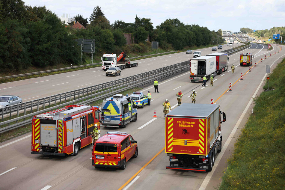 Stillstand auf der A4: Bei Dresden musste die Autobahn am Freitagmittag vorübergehend voll gesperrt werden.