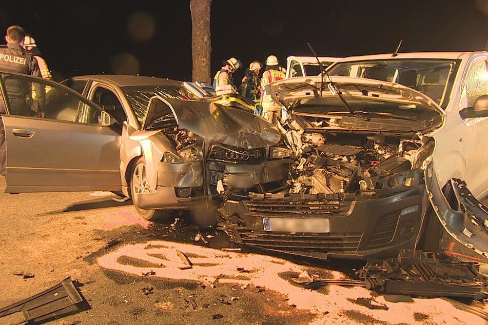 Im Kreis Kleve kam es zu einem Crash mit fünf Schwerverletzten.