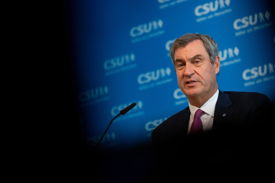 Wie schwarz sieht es für die CSU aus? Söder hatte sich jahrelang auf die Grünen als Feindbild eingeschossen – jetzt droht seine Partei jedoch von rechts überholt zu werden.