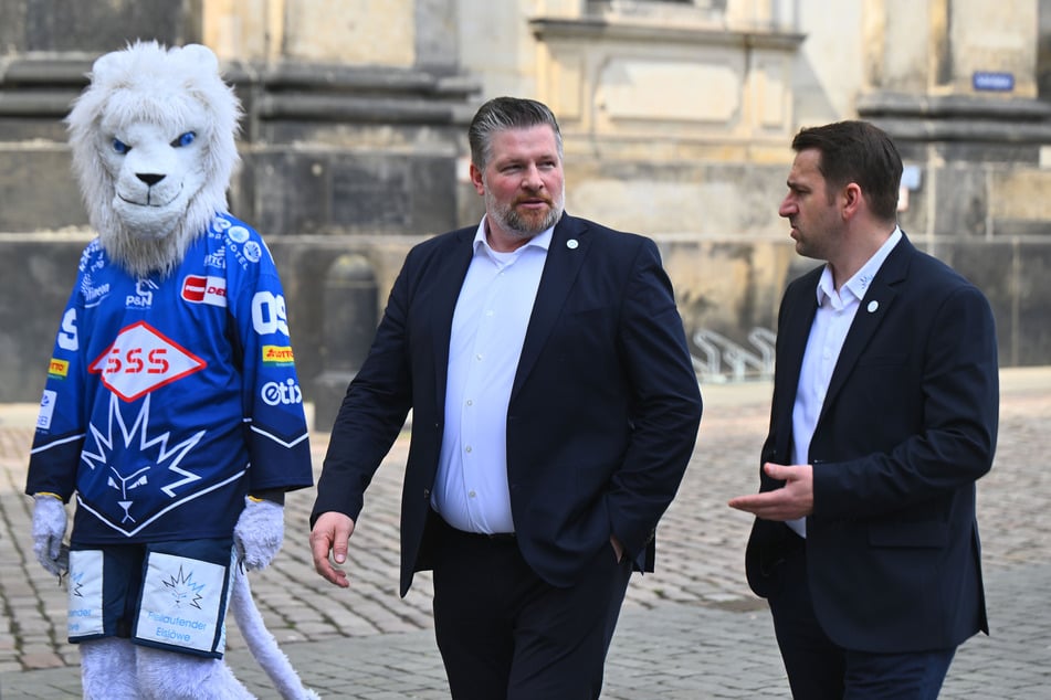 Jens Baxmann (41, r.) zeigte dem neuen Coach die Stadt.