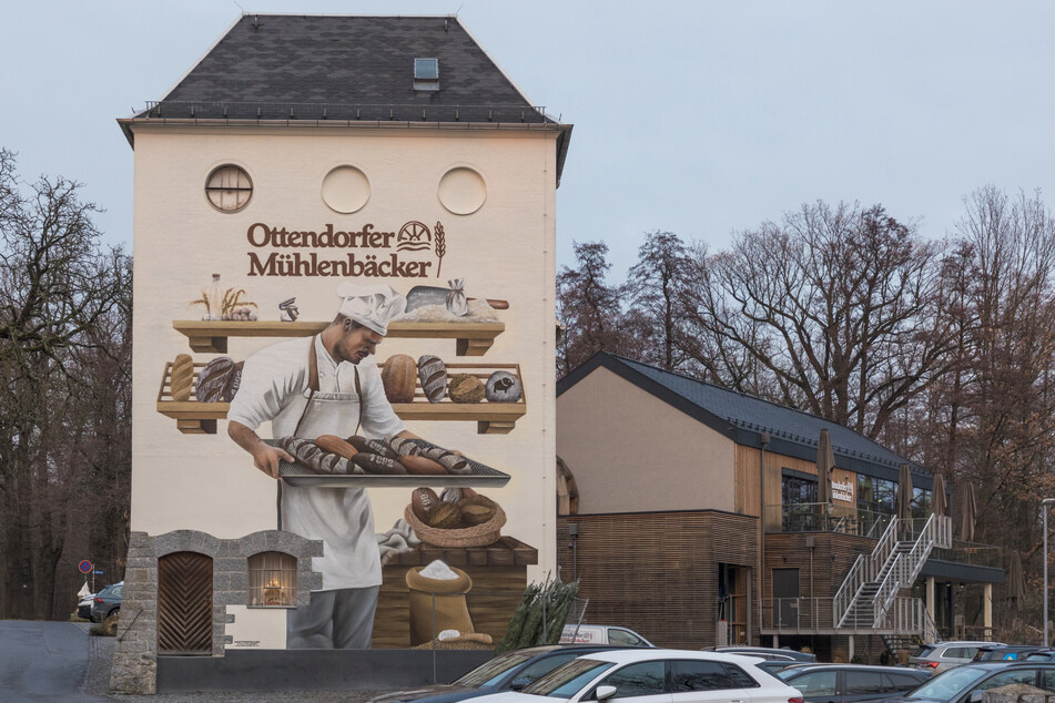 Beim Ottendorfer Mühlenbäcker macht das 31. Stollenmädchen momentan seine Ausbildung zur Konditorin.