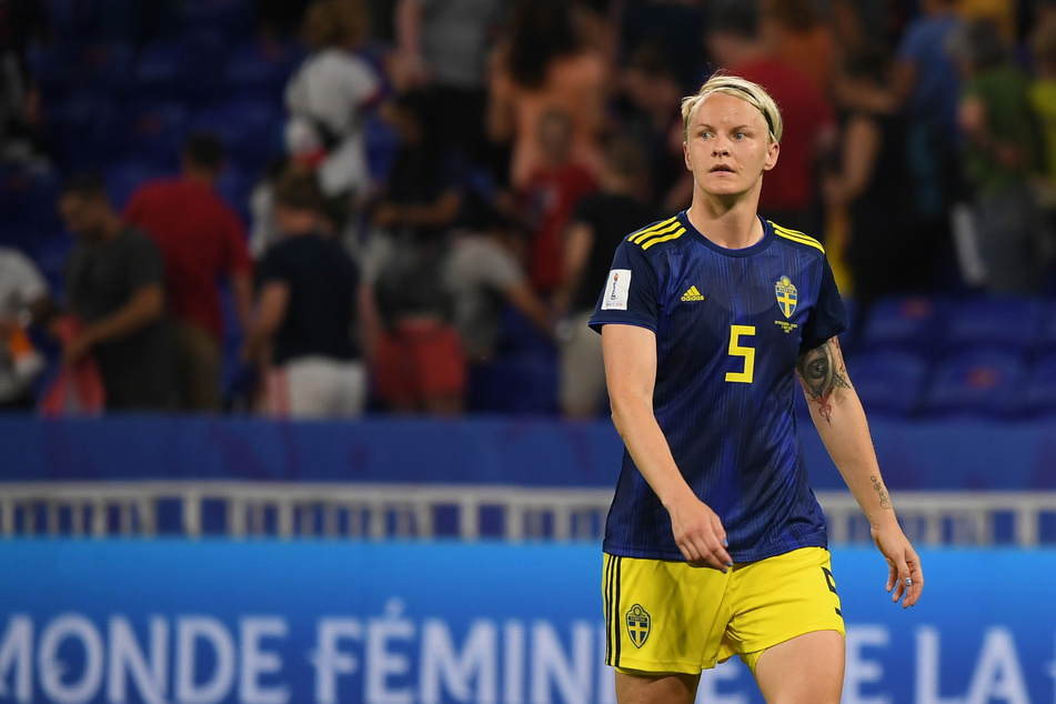 Für ihre Nationalmannschaft bestritt Nilla Fischer (38) von 2001 bis 2022 189 Spiele. Danach beendete die Schwedin ihre Karriere.