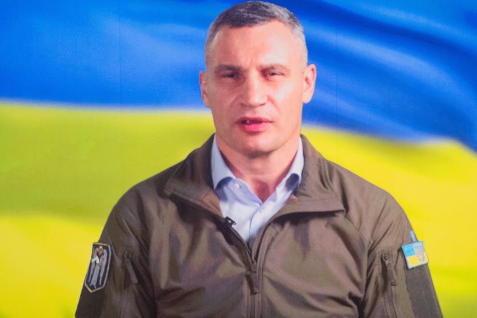 Vitali Klitschko (51) vermeldete, dass 40 Prozent der Kiewer Haushalte ohne Strom sind.