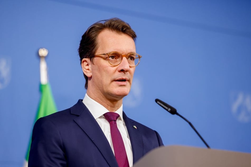 NRW-Ministerpräsident Hendrik Wüst (50, CDU) wird in dieser Woche zu den Olympischen Winterspielen nach Italien reisen.