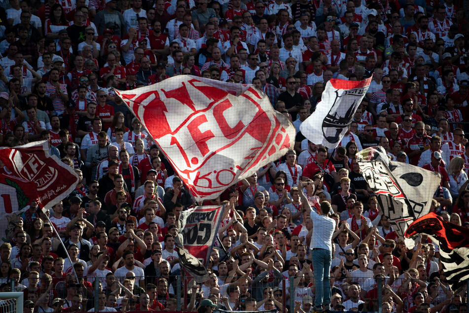 Der 1. FC Köln steht in der Kritik.