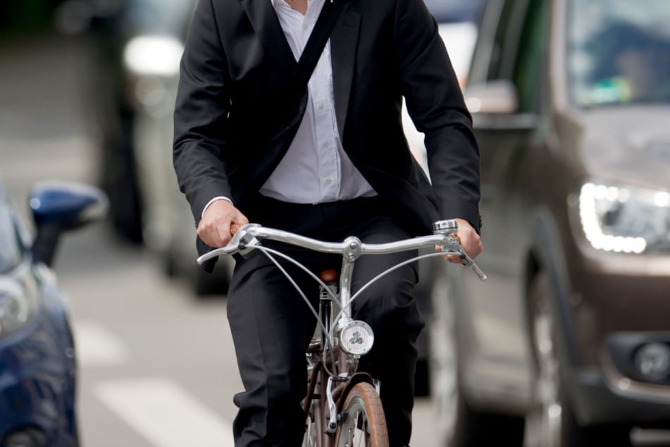 Immer mehr Menschen steigen aufs Fahrrad um. (Symbolbild)