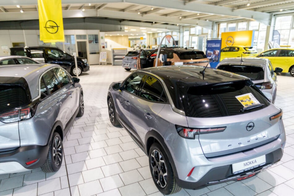 Chemnitzer Autohaus verkauft diesen Opel gerade super günstig