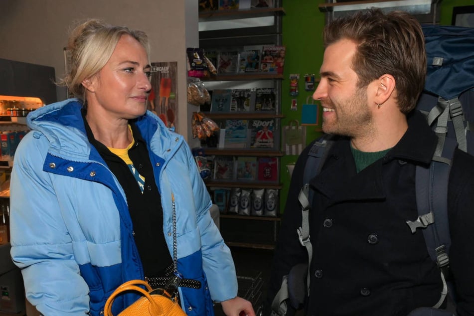 Maren hat in Julians Gegenwart wieder Schmetterlinge im Bauch.