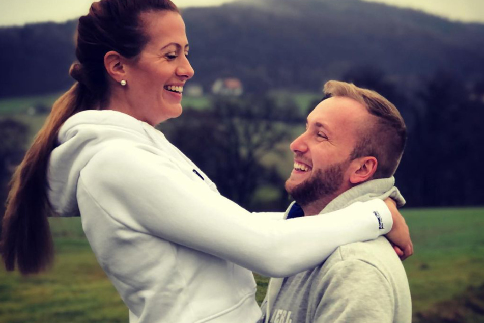 Überraschung bei "Bauer sucht Frau": Bäuerin Denise und Nils haben sich verlobt!