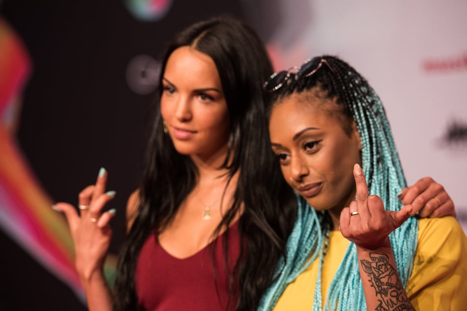 Bekannt wurde Juju als Teil des Rapduos "SXTN" zusammen mit Nura (37, r.).