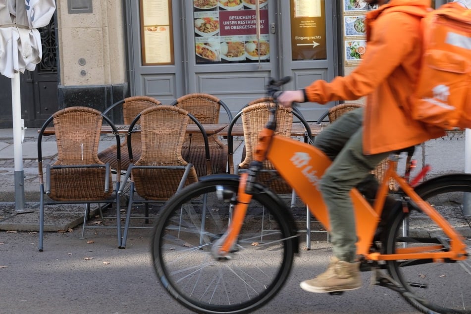 Überall sind Restaurants inklusive Freisitze noch immer geschlossen.