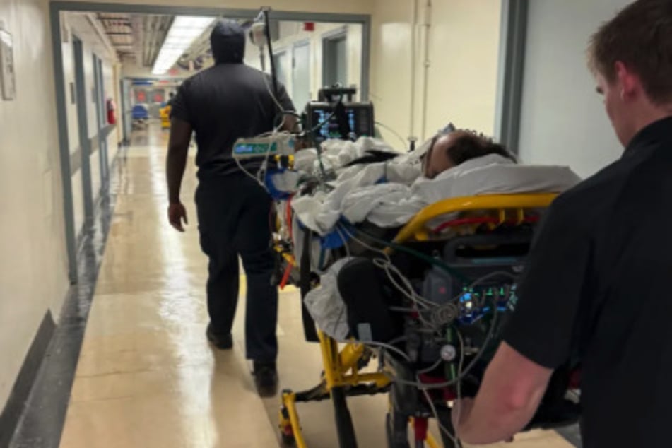 Beide wurden in ein Krankenhaus gebracht.