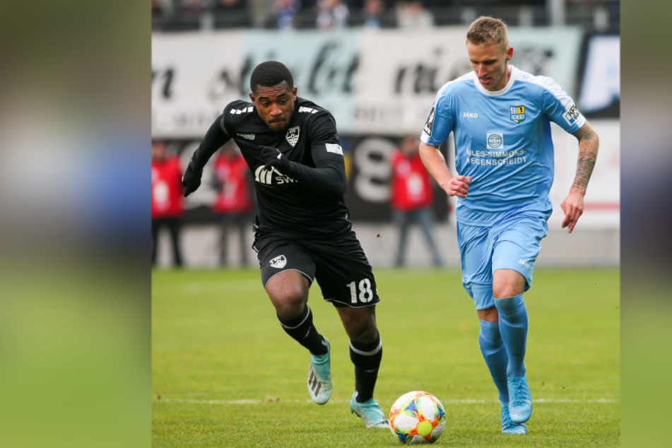 Paul Milde rückt am Samstag für den am Oberschenkel verletzten Sandro Sirigu in die Startelf. Links Franck Evina vom KFC Uerdingen.