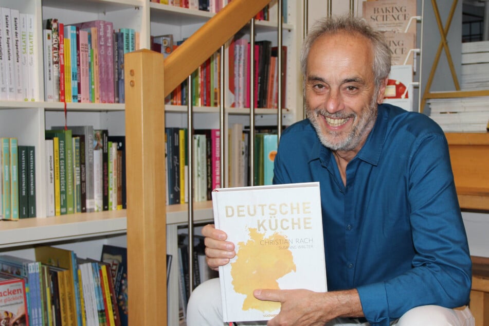 Christian Rach (66) stellte sein neues Kochbuch "Deutsche Küche" in Hamburg vor.