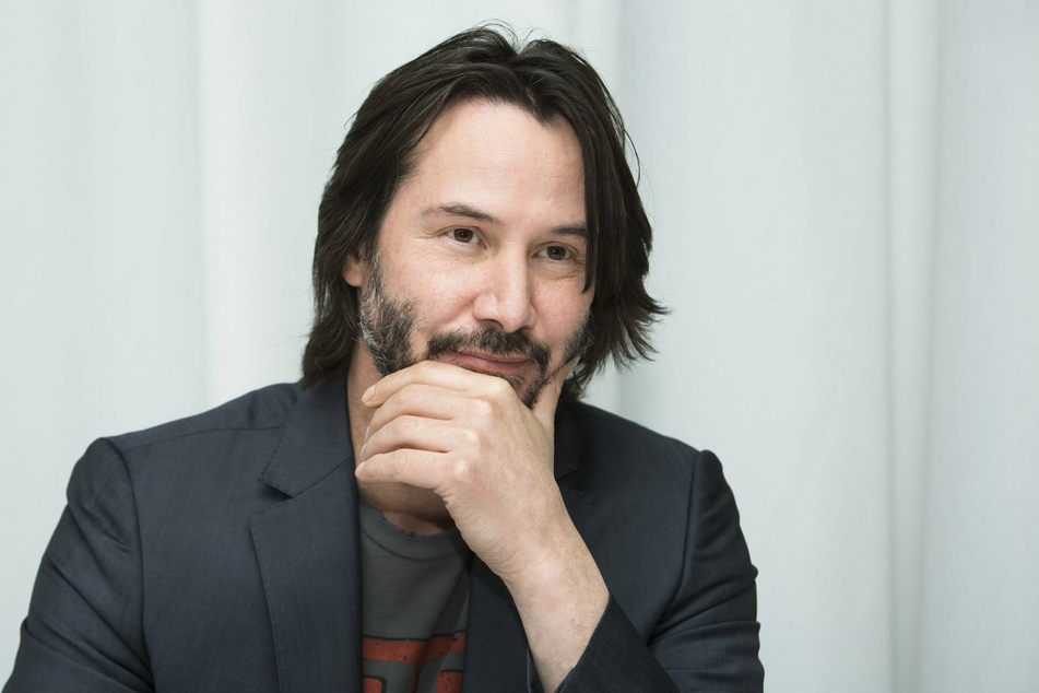 Keanu Reeves says Matrix 4 will be a love story!